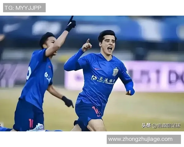 上海申花迎战强敌展现雄心 新赛季目标锁定冠军荣耀 上海申花迎战强敌展现雄心 新赛季目标锁定冠军荣耀