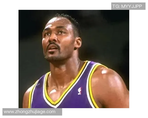 卡尔·马龙的篮球传奇与影响力分析从个人成就到团队贡献的深度解读 卡尔·马龙的篮球传奇与影响力分析从个人成就到团队贡献的深度解读